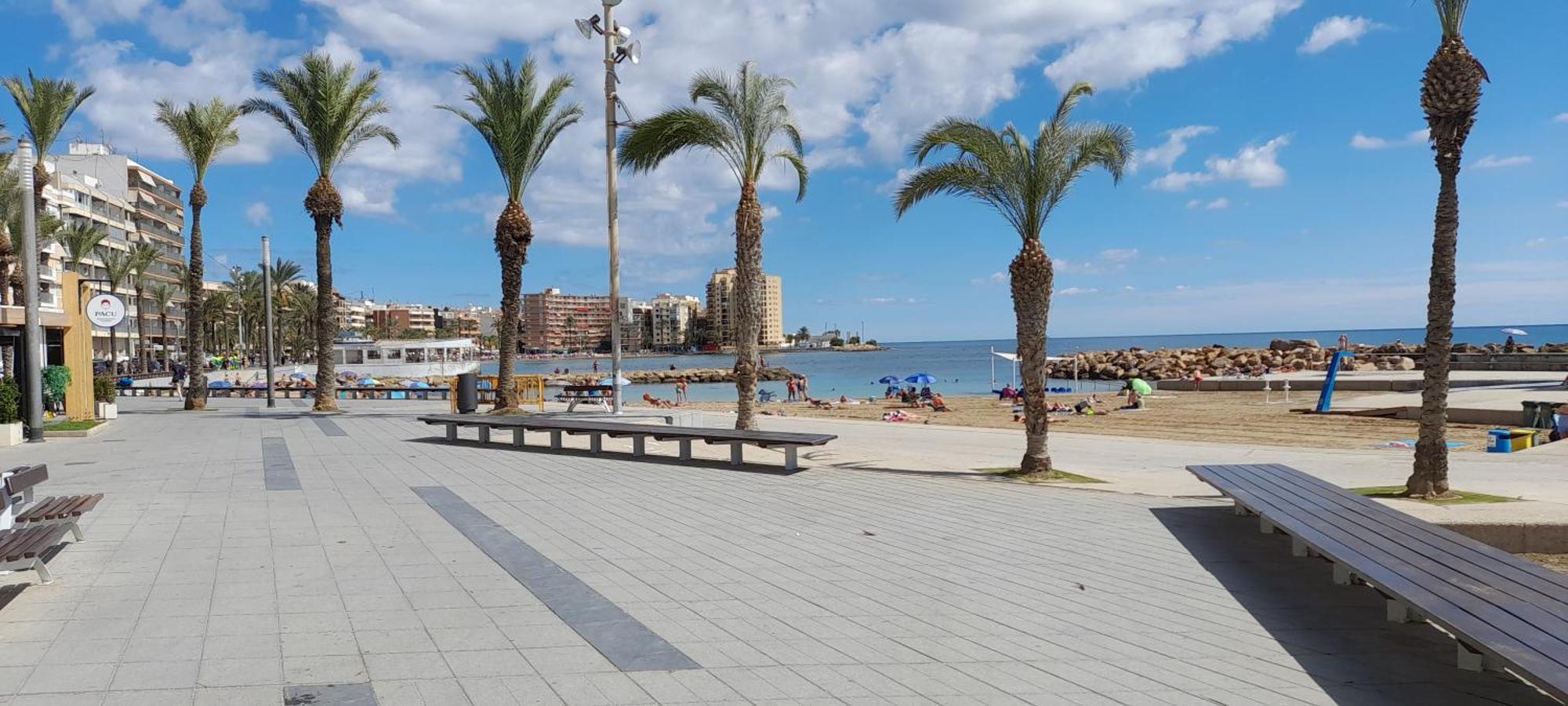 Apartment Los Locos Beach With Balcony And Wi-Fi Torrevieja Luaran gambar