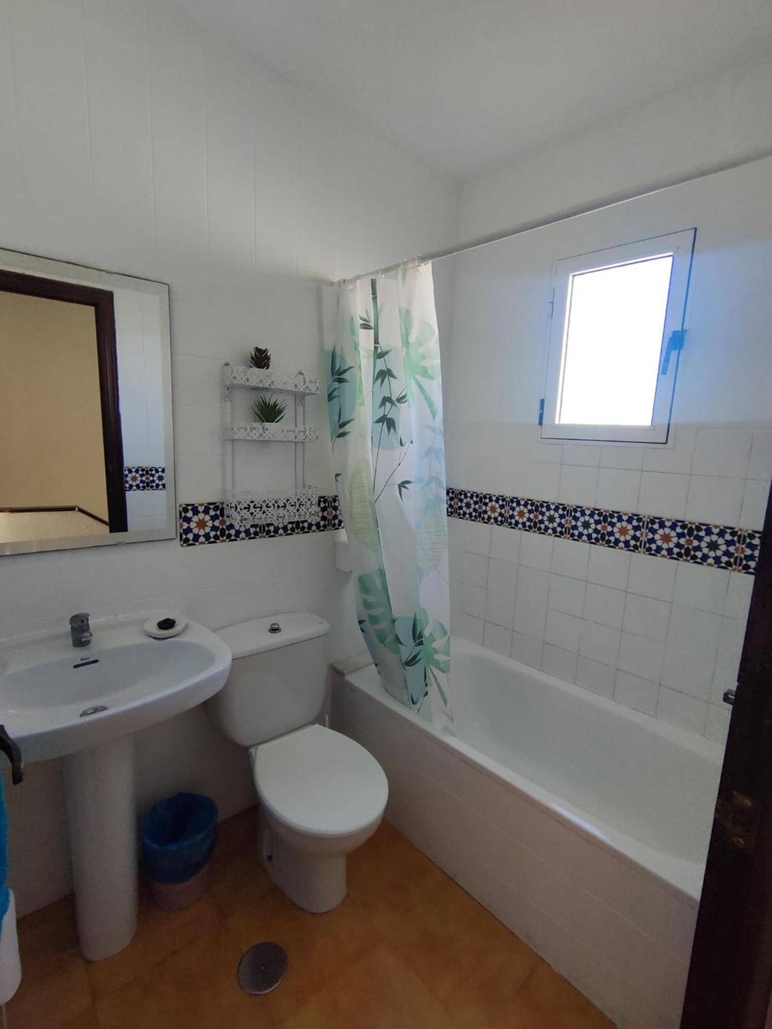 Apartment Los Locos Beach With Balcony And Wi-Fi Torrevieja Luaran gambar