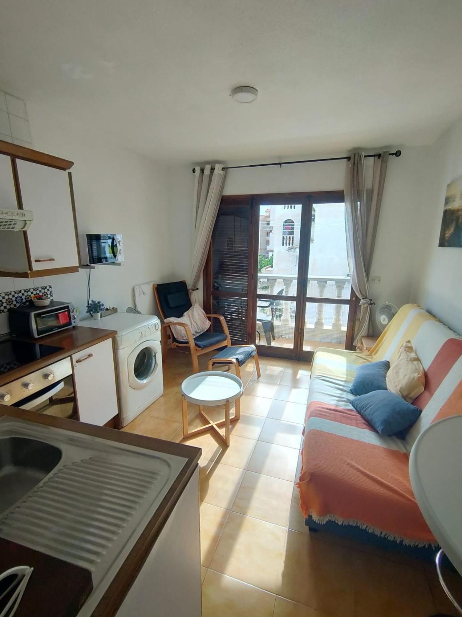 Apartment Los Locos Beach With Balcony And Wi-Fi Torrevieja Luaran gambar
