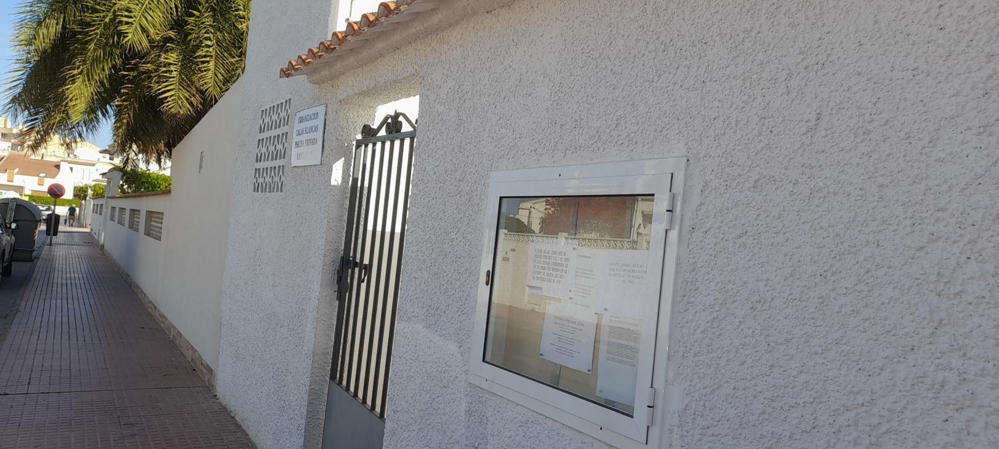 Apartment Los Locos Beach With Balcony And Wi-Fi Torrevieja Luaran gambar