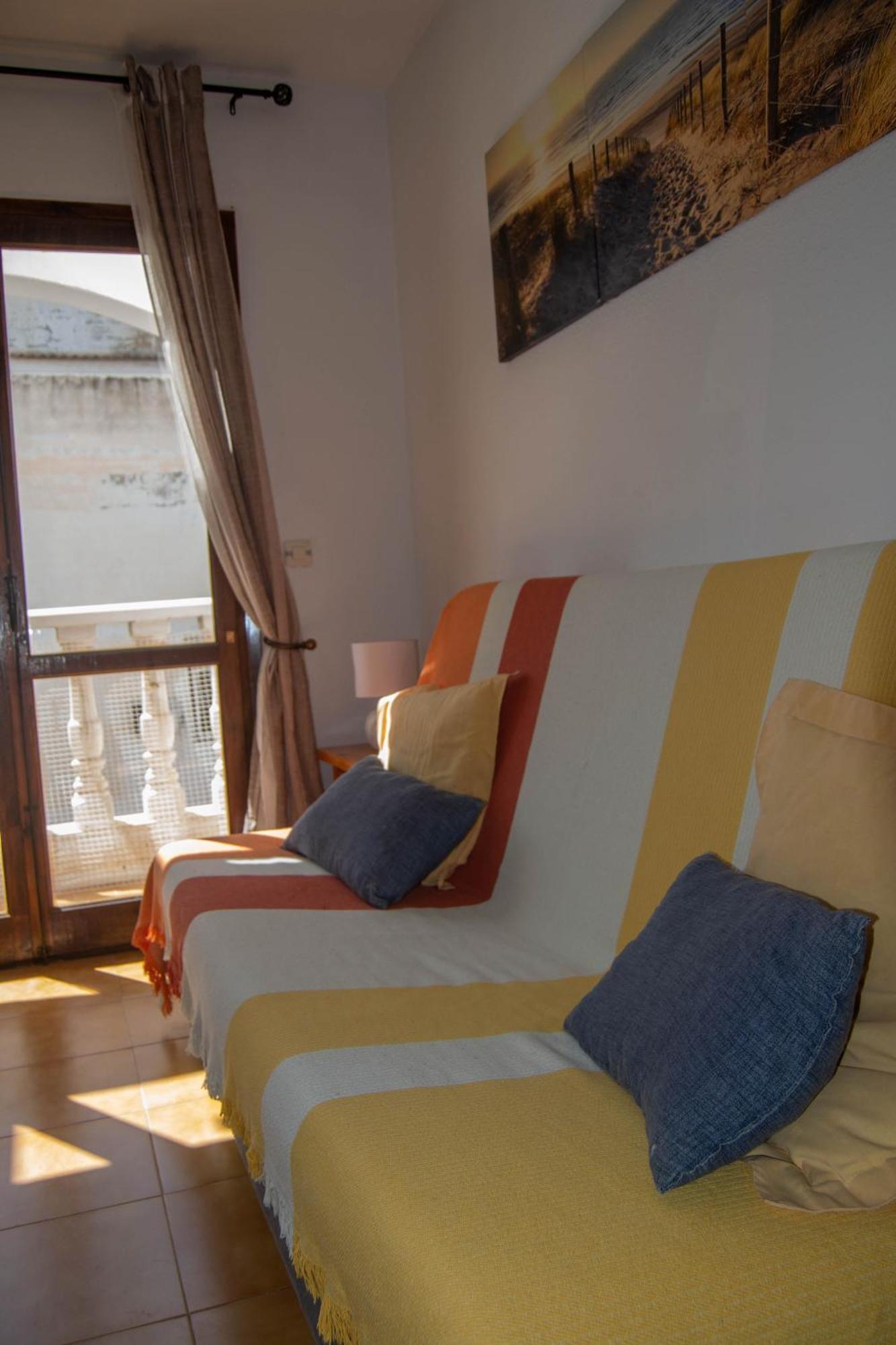 Apartment Los Locos Beach With Balcony And Wi-Fi Torrevieja Luaran gambar